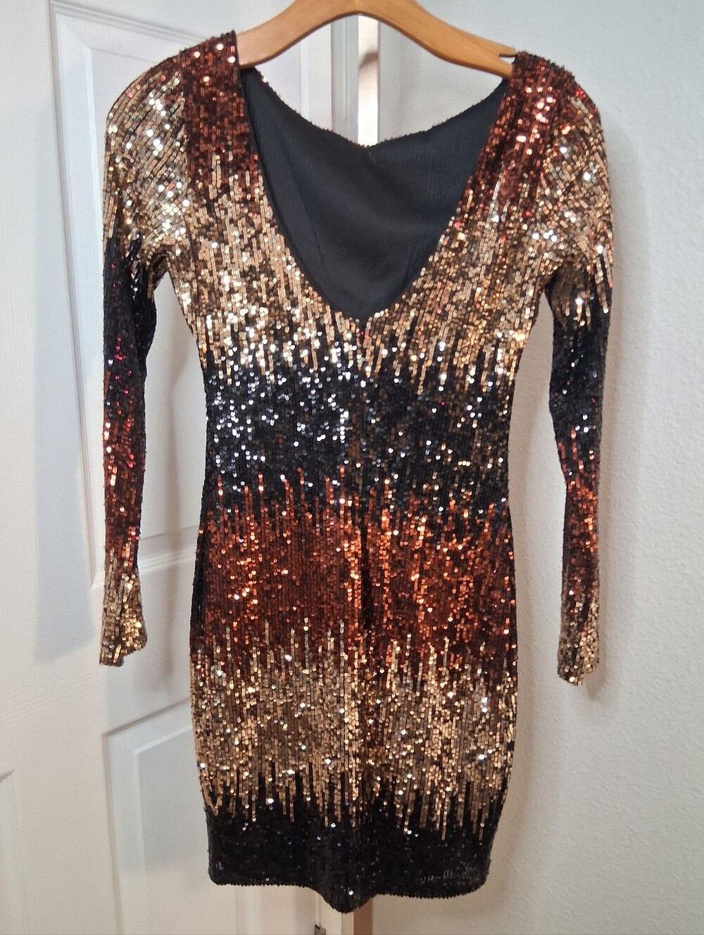 Long Sleeve Sequin Mini Dress Small